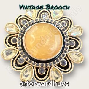 Vintage Gold Tone Lia Sophia Brooch